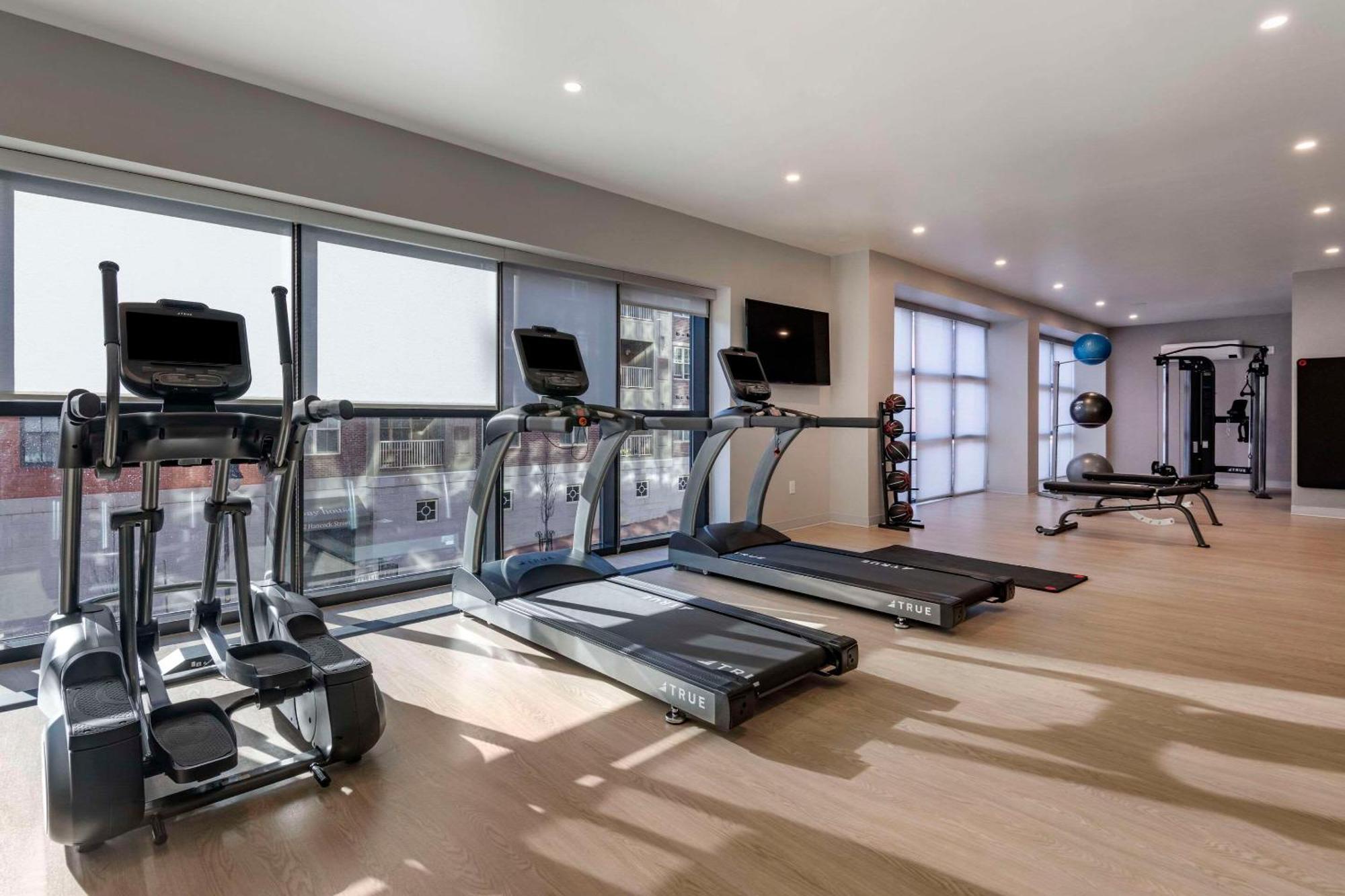 Cambria Hotel Portland Downtown Old Port Εξωτερικό φωτογραφία
