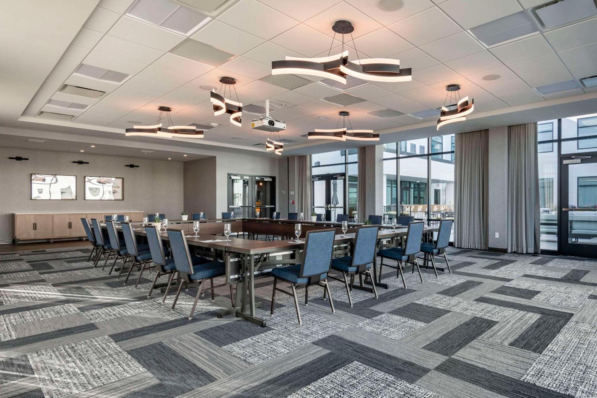 Cambria Hotel Portland Downtown Old Port Εξωτερικό φωτογραφία