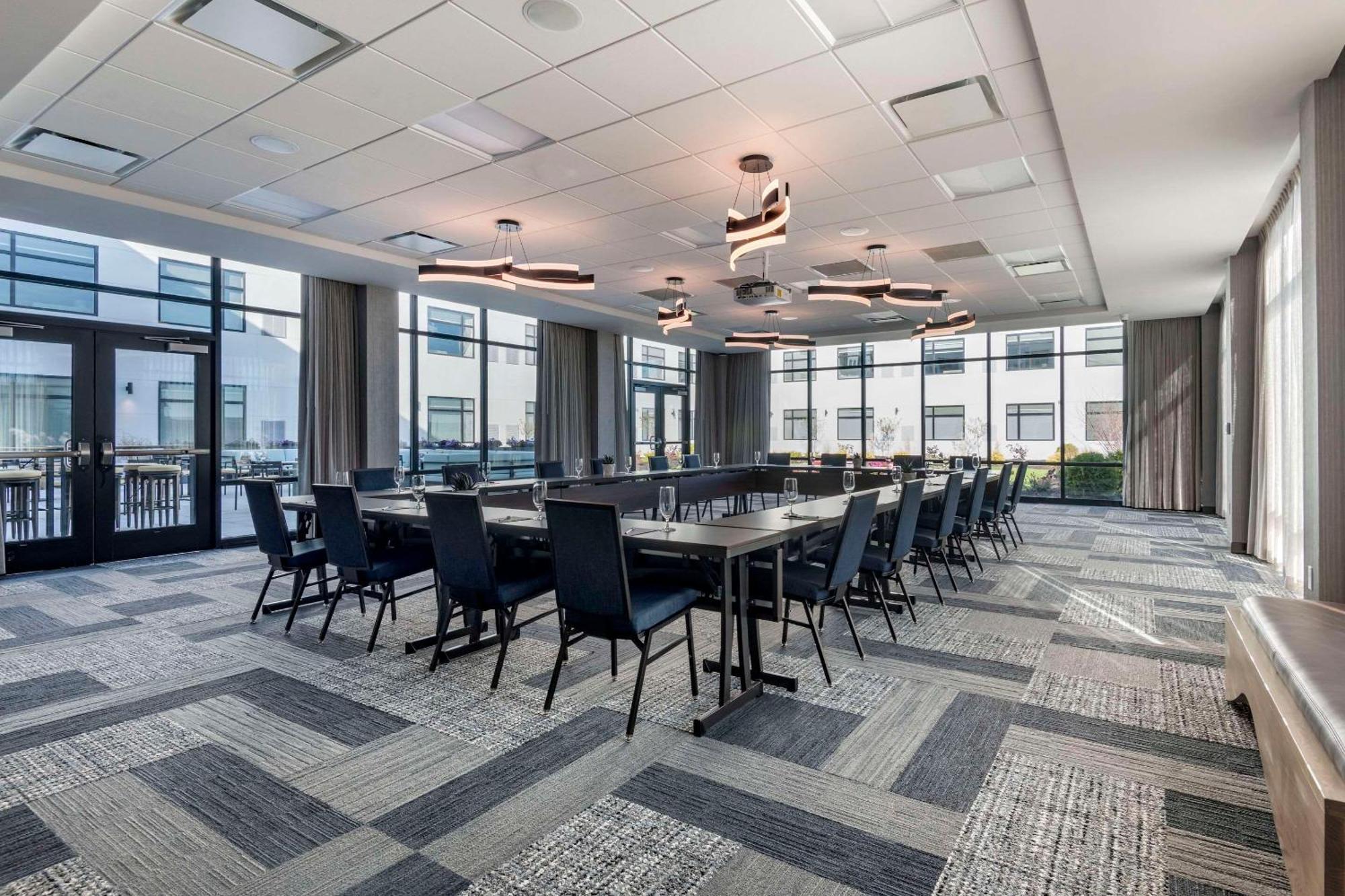 Cambria Hotel Portland Downtown Old Port Εξωτερικό φωτογραφία